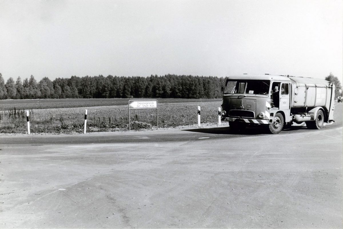 Alter Kölner Müllwagen